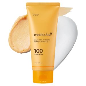 فوم شوینده کپسولی کوجیک اسید و زردچوبه مدیکیوب medicube kojic acid cleanser روشن‌کننده و شفاف‌کننده پوست مناسب انواع پوست وزن 120 گرم